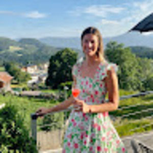 Meet your Posher, Kelly